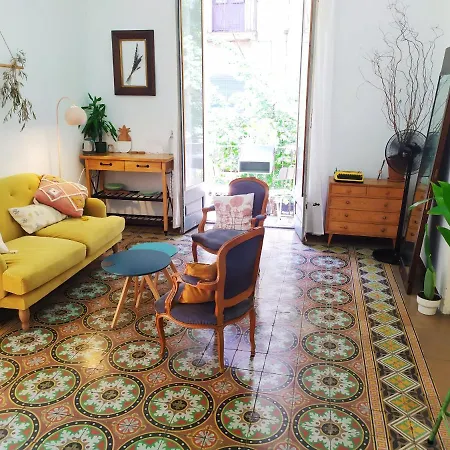 Con Salon Privado En La Rambla * Girona