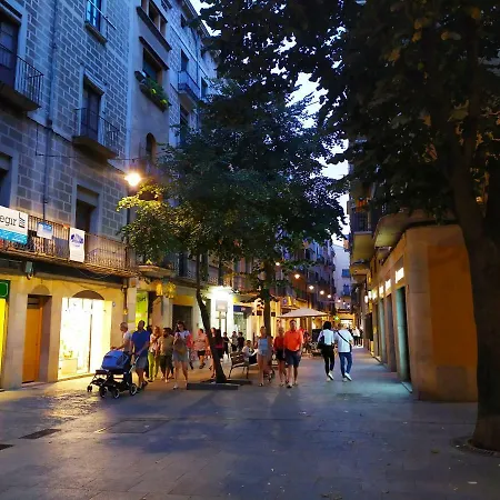 Con Salon Privado En La Rambla Rum i privatbostad